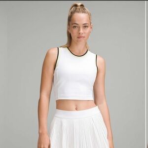Lululemon Varsity Scoop-Neck Cropped Tennis Tank Top *Medium Support, B/C Cup